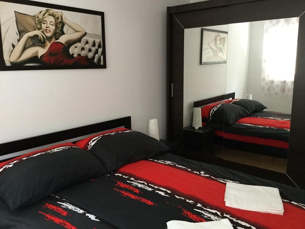 Adam'S Apartment And Free Parking Budapest Exterior photo